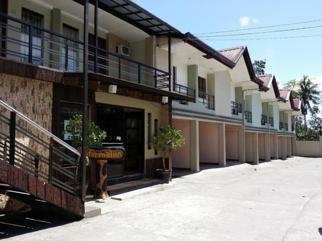 Quezon Premier Hotel Lucena Dış mekan fotoğraf