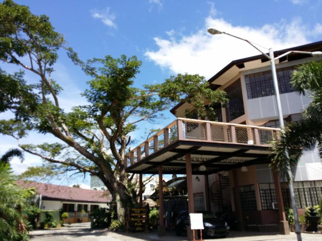 Quezon Premier Hotel Lucena Dış mekan fotoğraf
