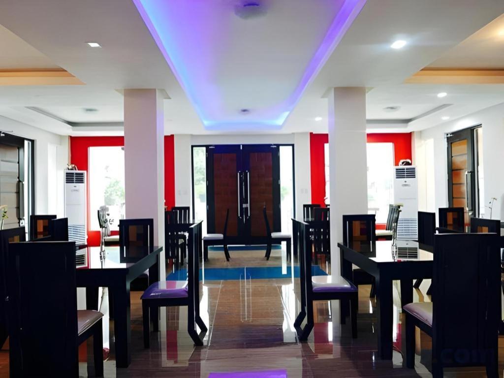 Quezon Premier Hotel Lucena Dış mekan fotoğraf